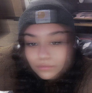 Meet your Posher, Isabel